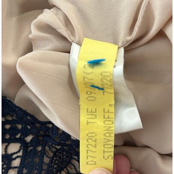 Eliza J Nude Illusion Lace Overlay Sheath Dress Wedding Guest Cocktail Size 8 - Picture 13 of 16